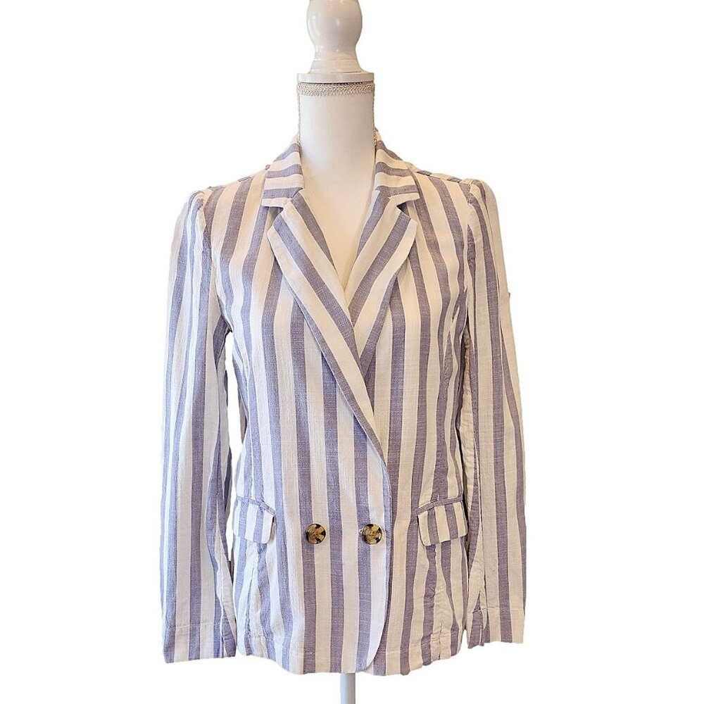 Blue and White Striped Blazer by Forever 21. 100% Cotton. Size M